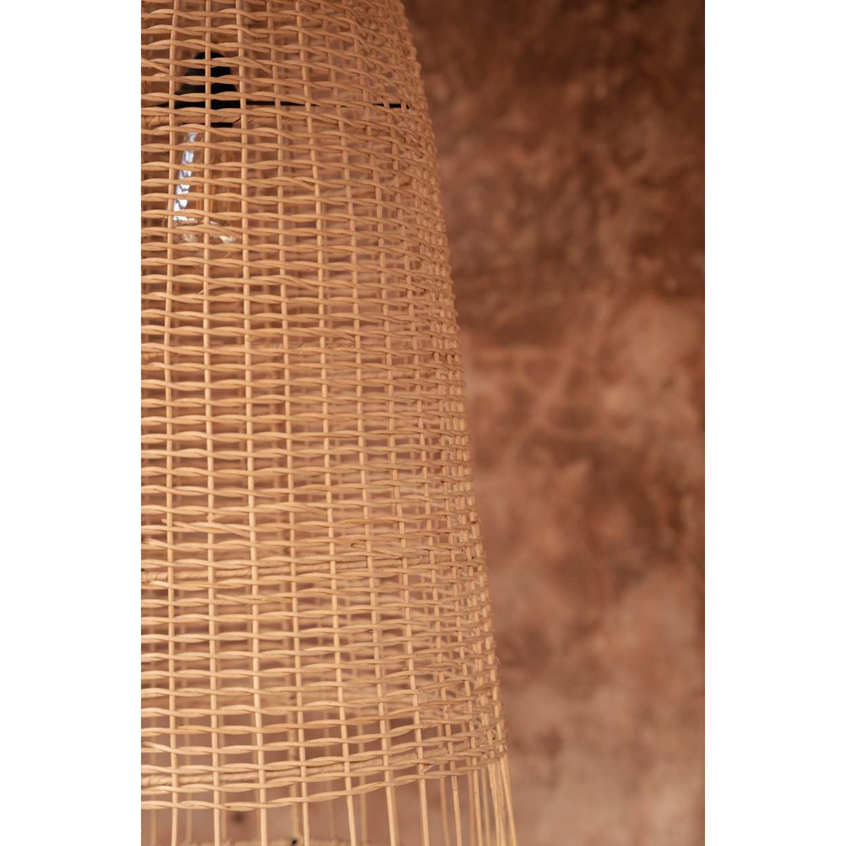 Rattan-Hängeleuchte 90 cm hoch – schlanke, natürliche Form