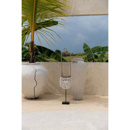 Muscheltasche auf Ständer, 75 cm - böhmisches handgefertigtes Stück